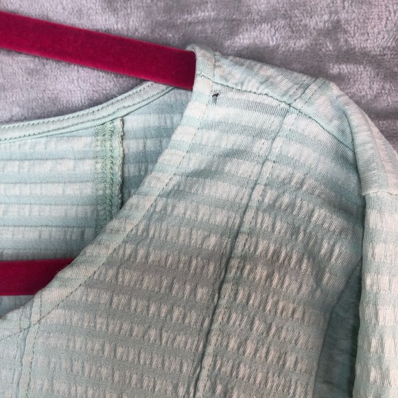 Anthropologie Rebecca Long Sleeve Smocked Waist Top Mint Green Size L - Picture 6 of 7